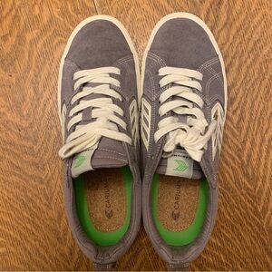 Cariuma CATIBA Pro Skate Grey Charcoal, Skateboard Sneakers, Men 9, Women 10.5